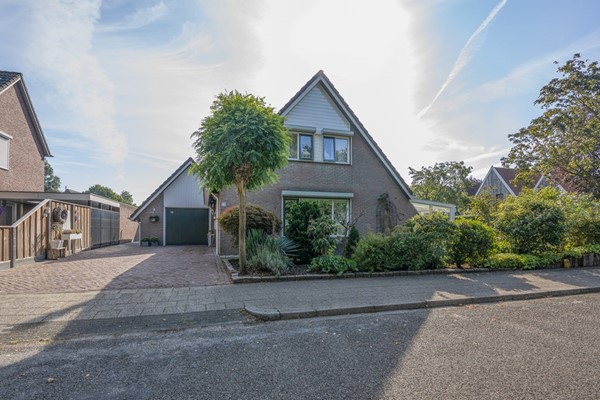 Aan 't Spoor 13, Vroomshoop